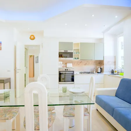 Elegantis Doris - One Minute Walk To Vatican Museums ローマ